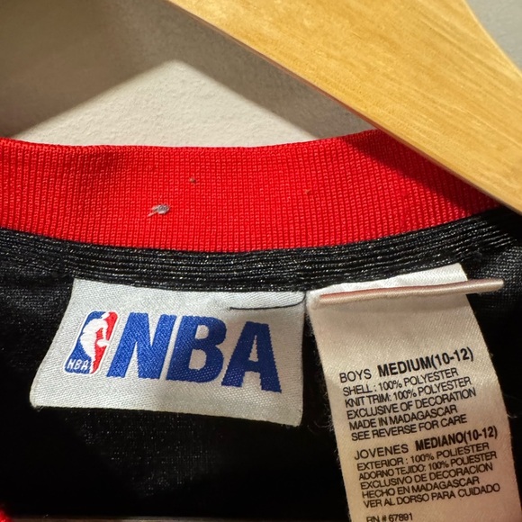 Allen Iverson Philadelphia 76’ers NBA Jersey - Picture 4 of 6